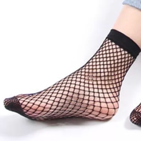 New Item✨  Black Fishnet Socks ✨ - Picture 6 of 8